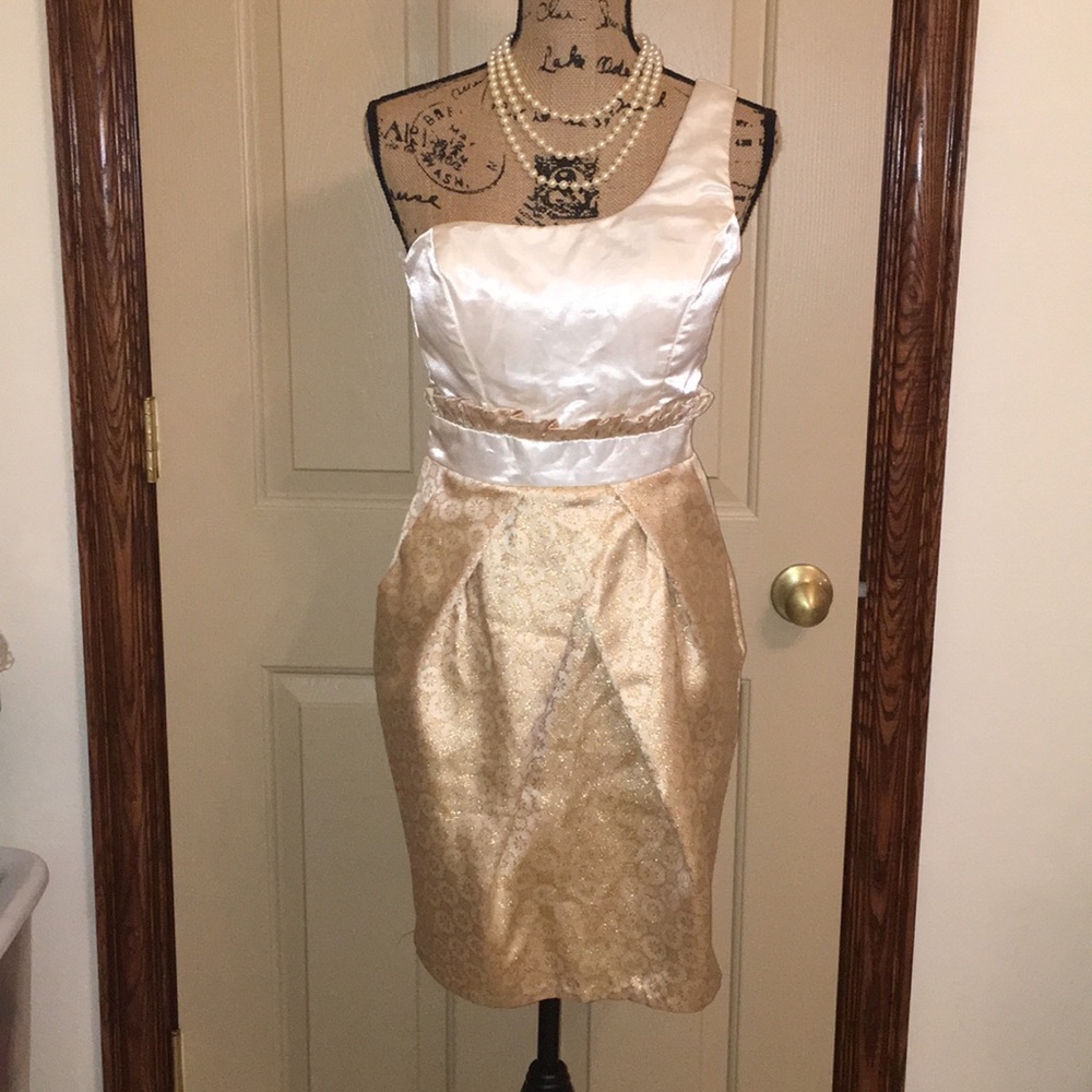 Gold one Shoulder dress size 9